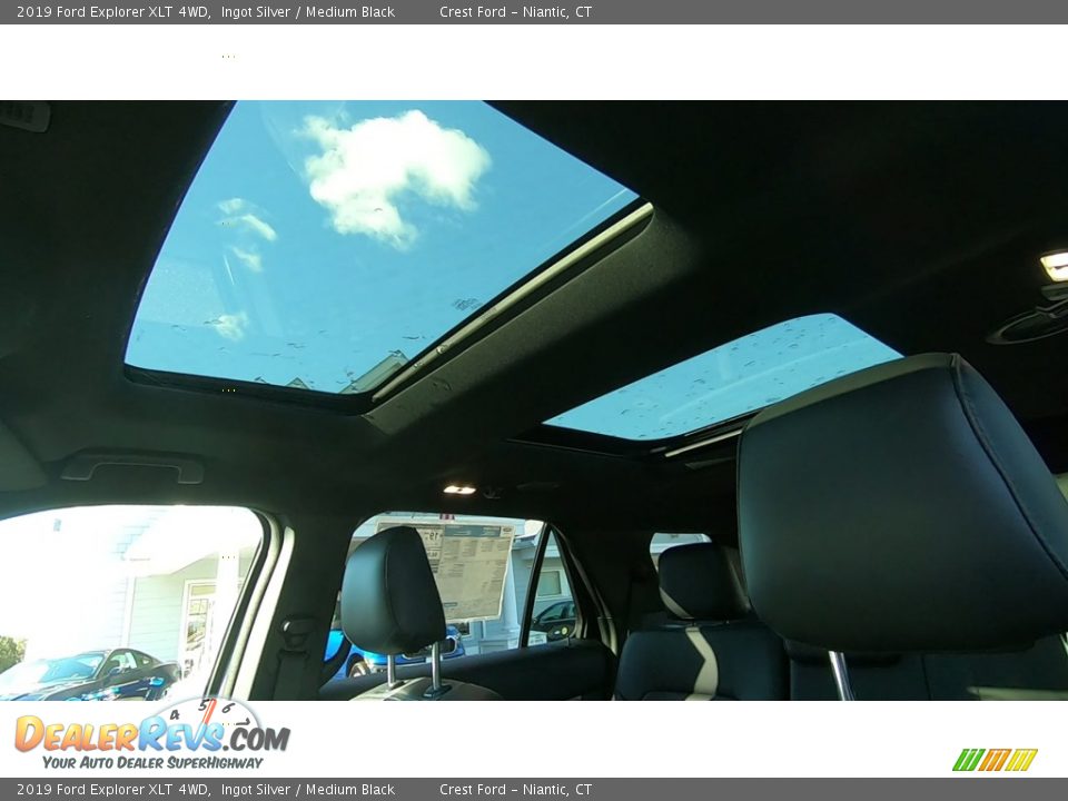 2019 Ford Explorer XLT 4WD Ingot Silver / Medium Black Photo #18
