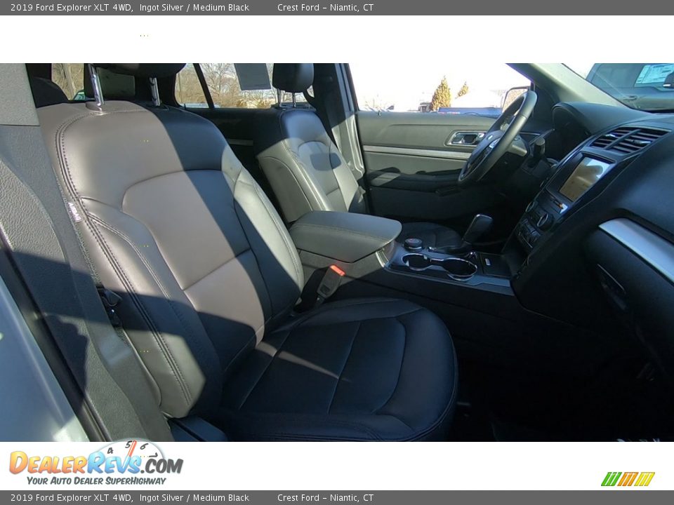 2019 Ford Explorer XLT 4WD Ingot Silver / Medium Black Photo #26