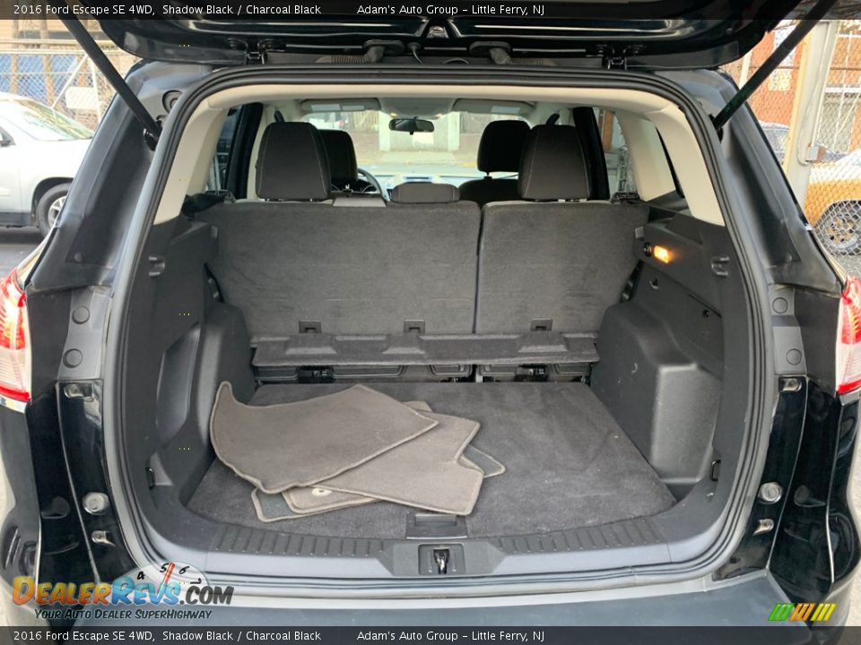 2016 Ford Escape SE 4WD Shadow Black / Charcoal Black Photo #28