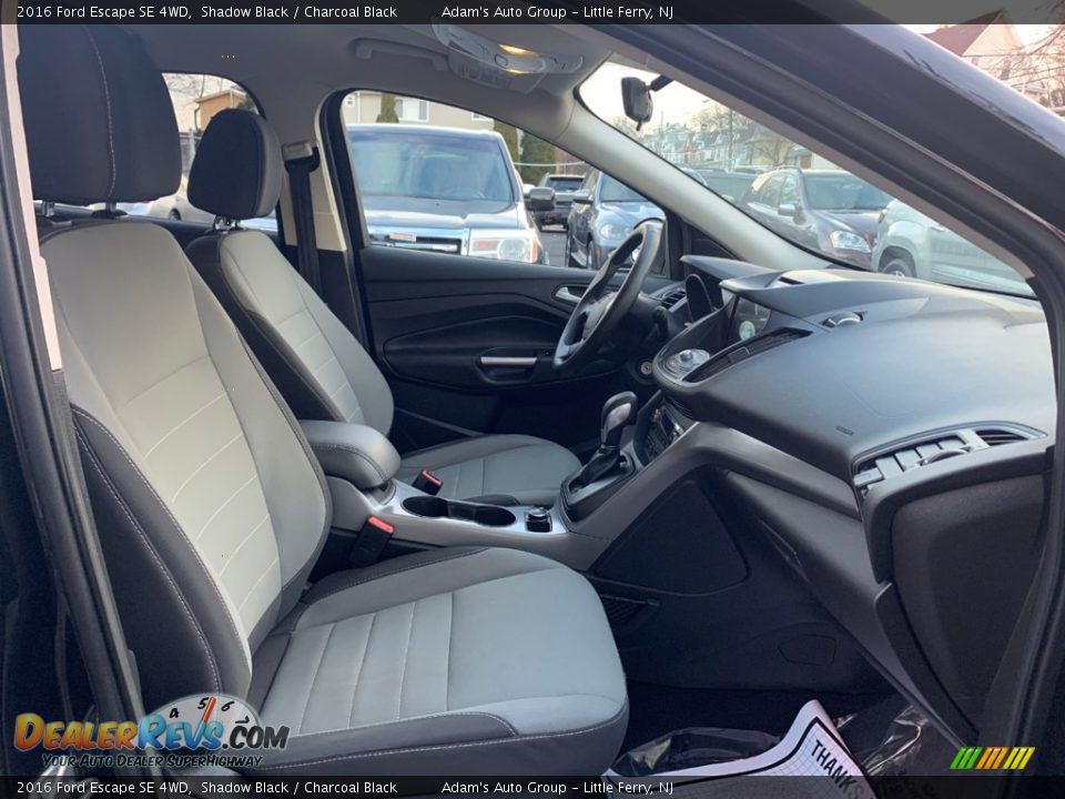 2016 Ford Escape SE 4WD Shadow Black / Charcoal Black Photo #32