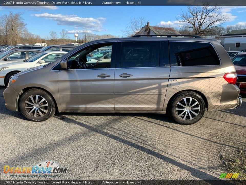 2007 Honda Odyssey Touring Desert Rock Metallic / Ivory Photo #3