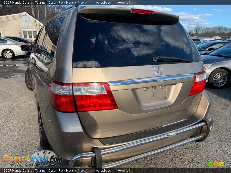 2007 Honda Odyssey Touring Desert Rock Metallic / Ivory Photo #20