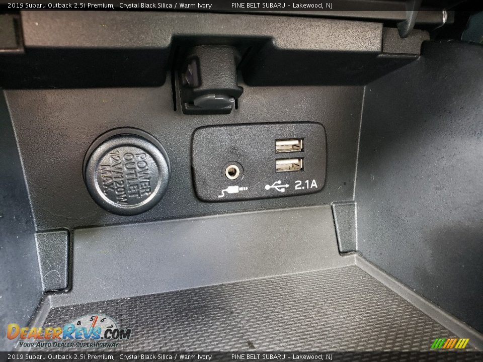2019 Subaru Outback 2.5i Premium Crystal Black Silica / Warm Ivory Photo #28