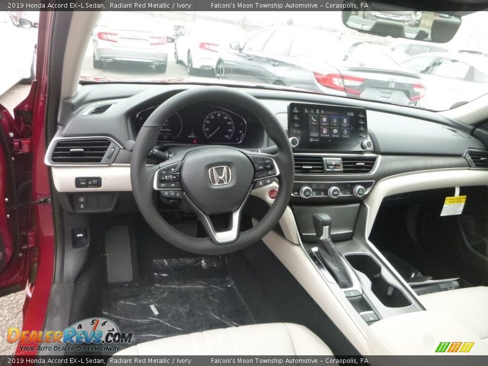 Dashboard of 2019 Honda Accord EX-L Sedan Photo #10