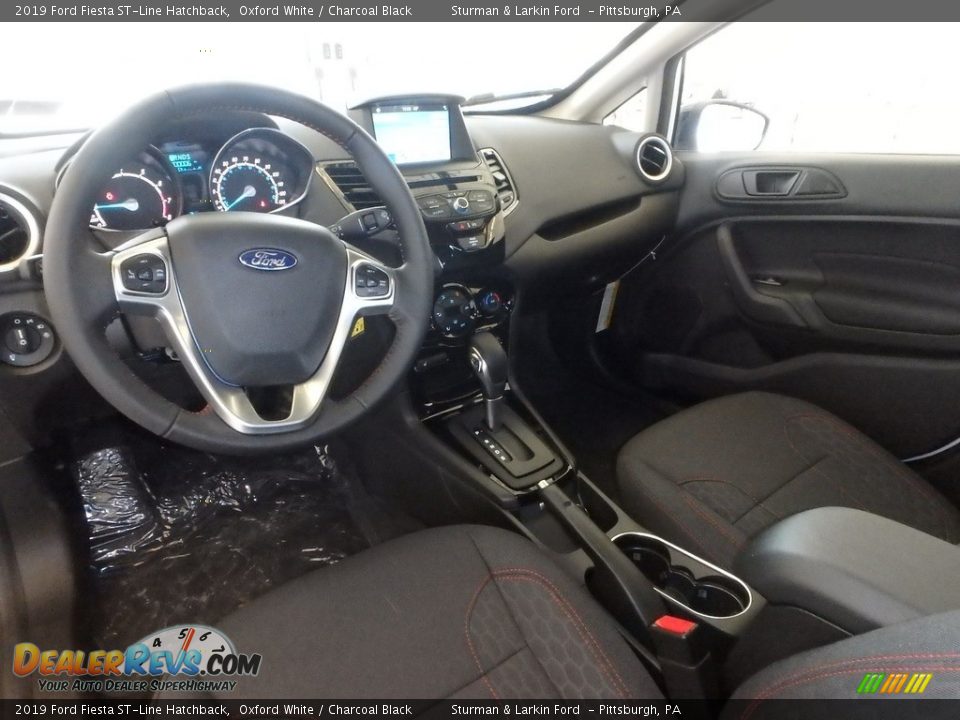 Charcoal Black Interior - 2019 Ford Fiesta ST-Line Hatchback Photo #9