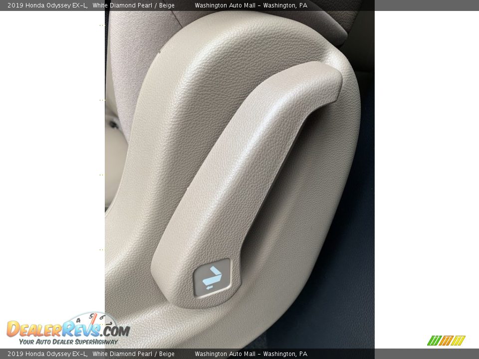 2019 Honda Odyssey EX-L White Diamond Pearl / Beige Photo #18