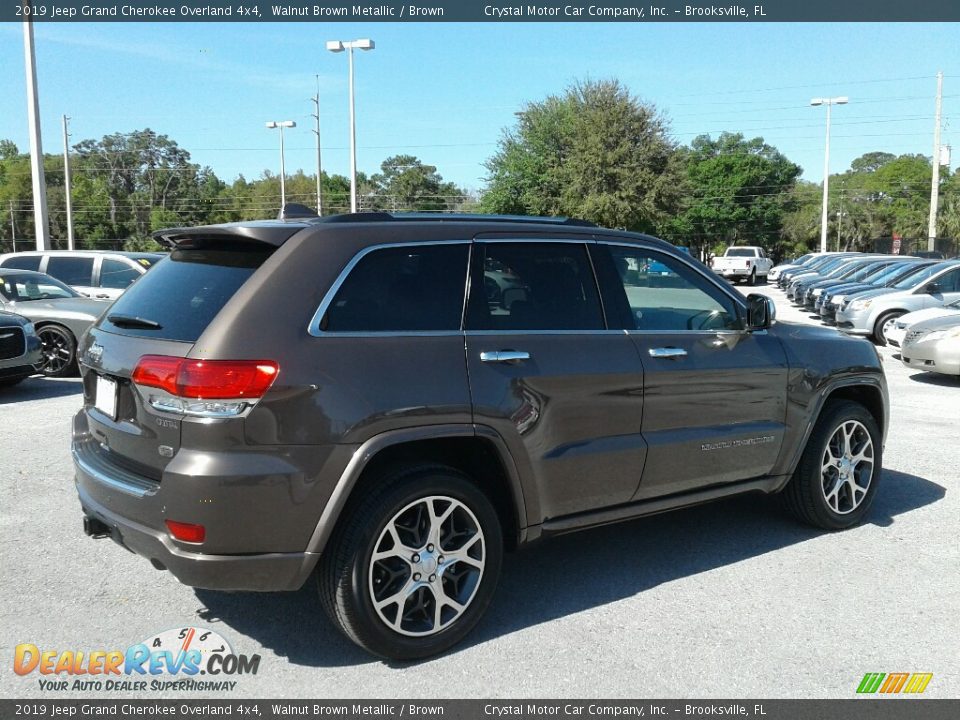 2019 Jeep Grand Cherokee Overland 4x4 Walnut Brown Metallic / Brown Photo #5