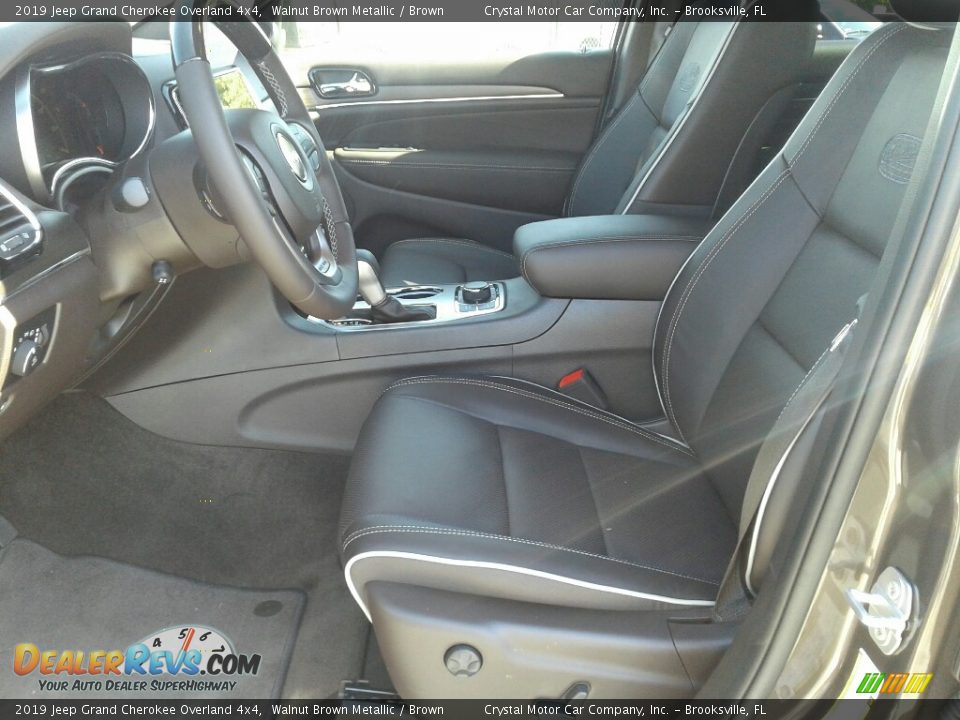 2019 Jeep Grand Cherokee Overland 4x4 Walnut Brown Metallic / Brown Photo #9