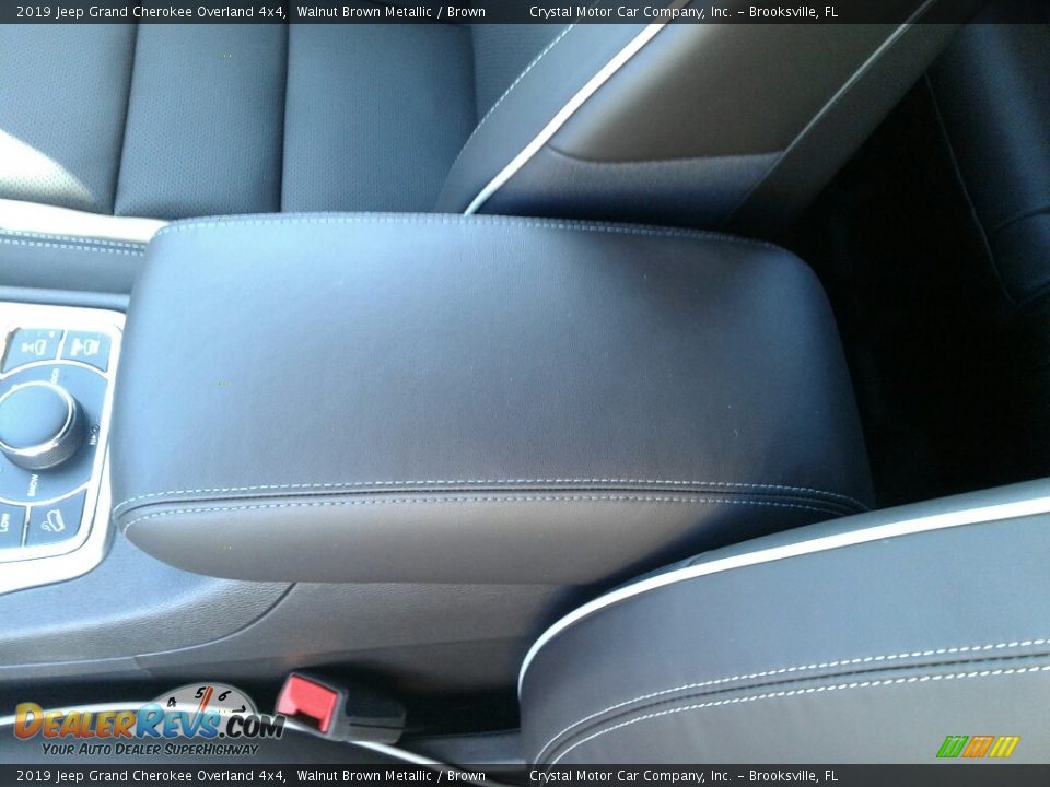 2019 Jeep Grand Cherokee Overland 4x4 Walnut Brown Metallic / Brown Photo #19