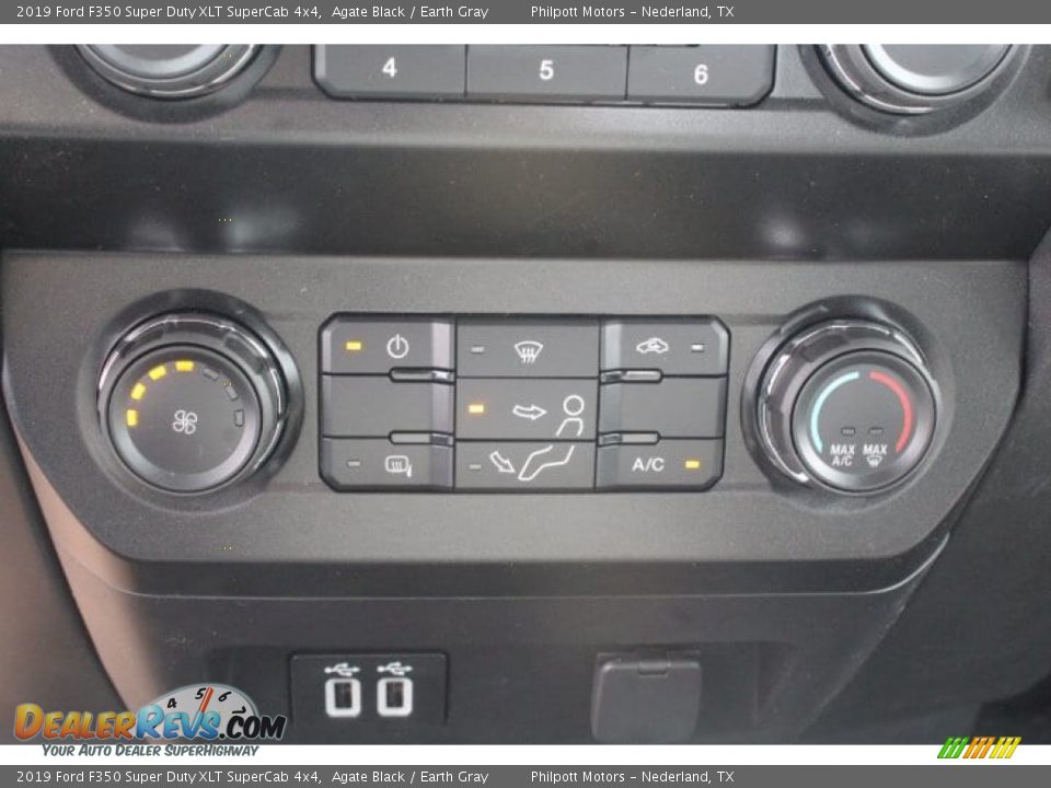 2019 Ford F350 Super Duty XLT SuperCab 4x4 Agate Black / Earth Gray Photo #12