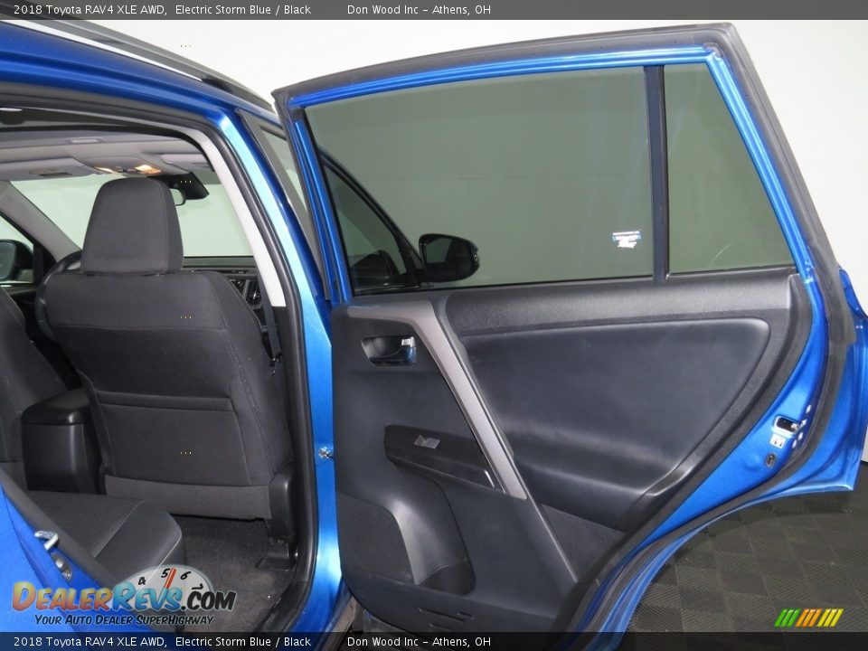 2018 Toyota RAV4 XLE AWD Electric Storm Blue / Black Photo #9