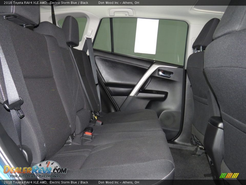 2018 Toyota RAV4 XLE AWD Electric Storm Blue / Black Photo #11