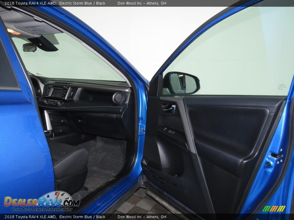 2018 Toyota RAV4 XLE AWD Electric Storm Blue / Black Photo #12