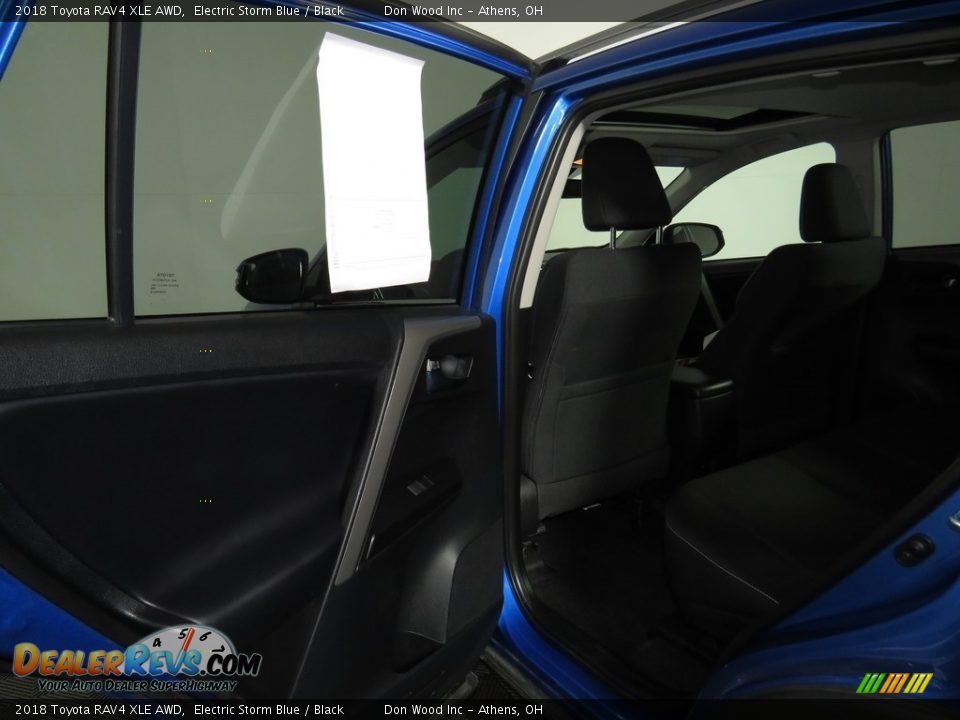 2018 Toyota RAV4 XLE AWD Electric Storm Blue / Black Photo #17