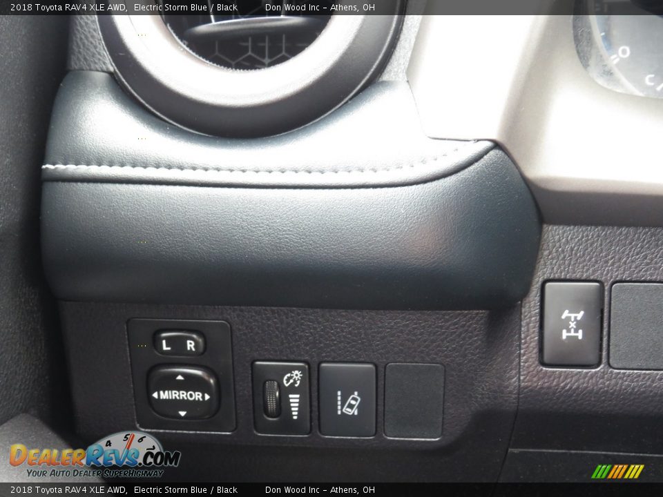 2018 Toyota RAV4 XLE AWD Electric Storm Blue / Black Photo #28
