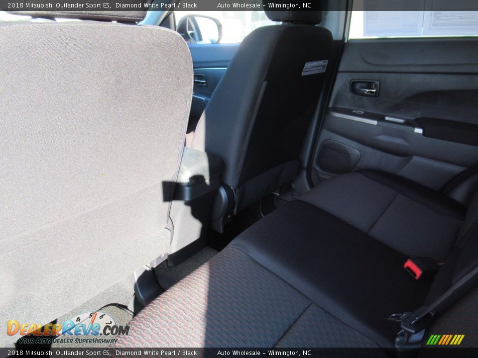 2018 Mitsubishi Outlander Sport ES Diamond White Pearl / Black Photo #11