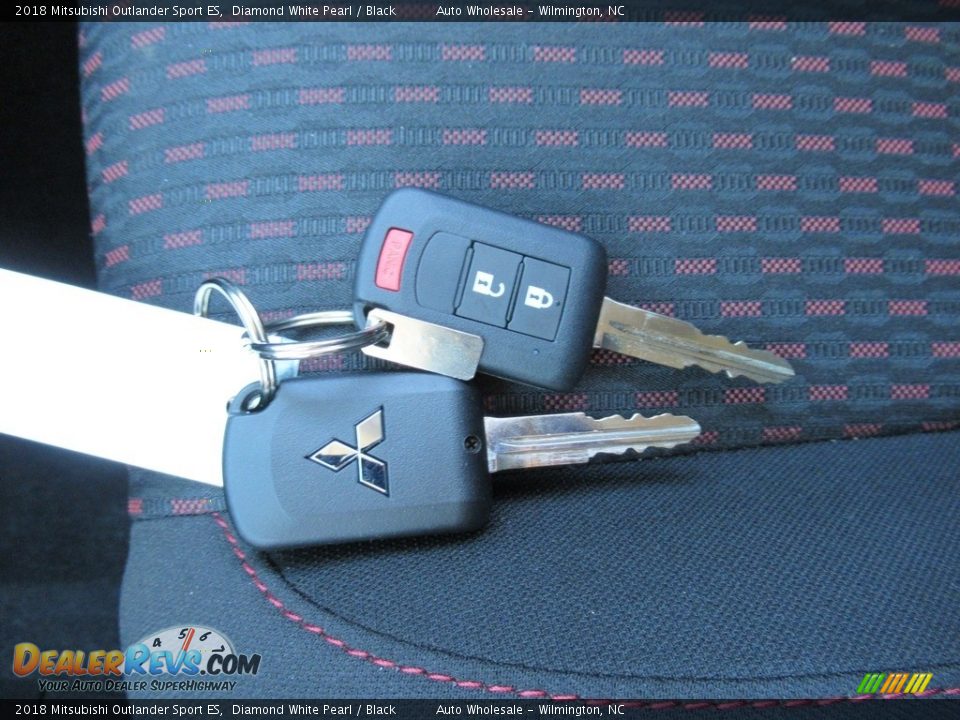 2018 Mitsubishi Outlander Sport ES Diamond White Pearl / Black Photo #20