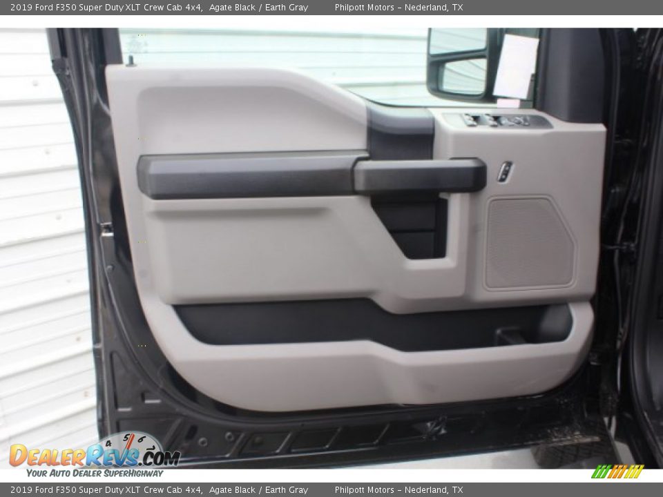 2019 Ford F350 Super Duty XLT Crew Cab 4x4 Agate Black / Earth Gray Photo #9