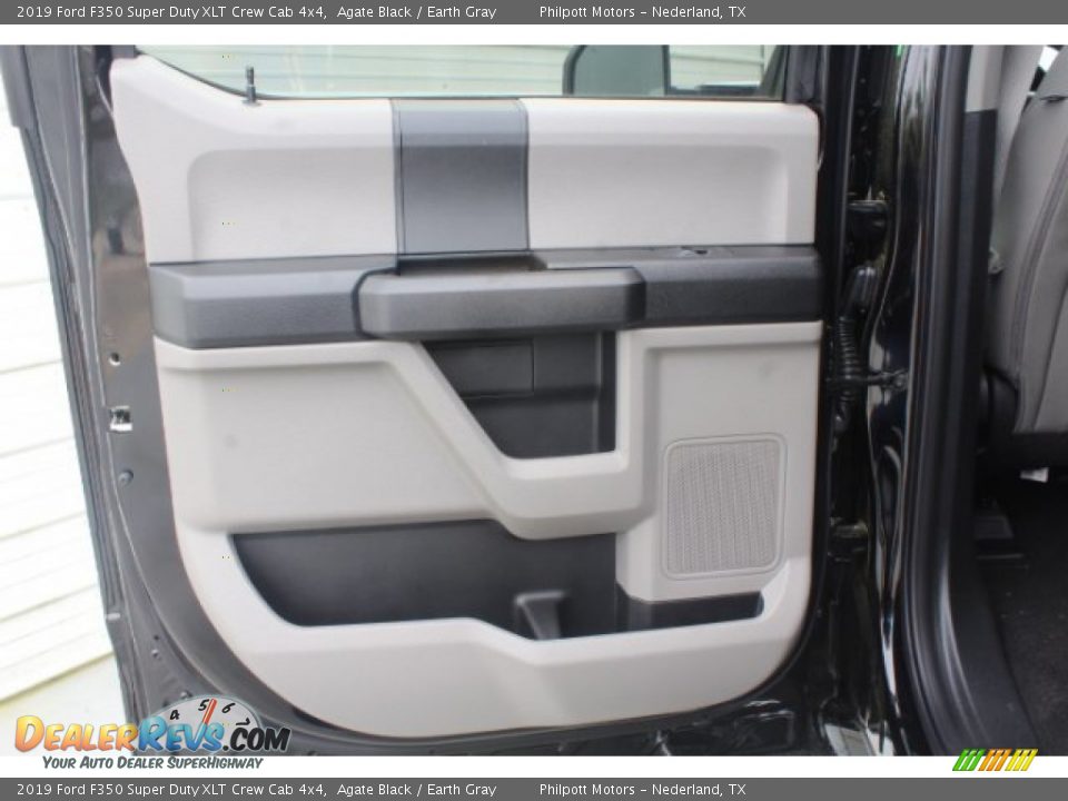 2019 Ford F350 Super Duty XLT Crew Cab 4x4 Agate Black / Earth Gray Photo #15