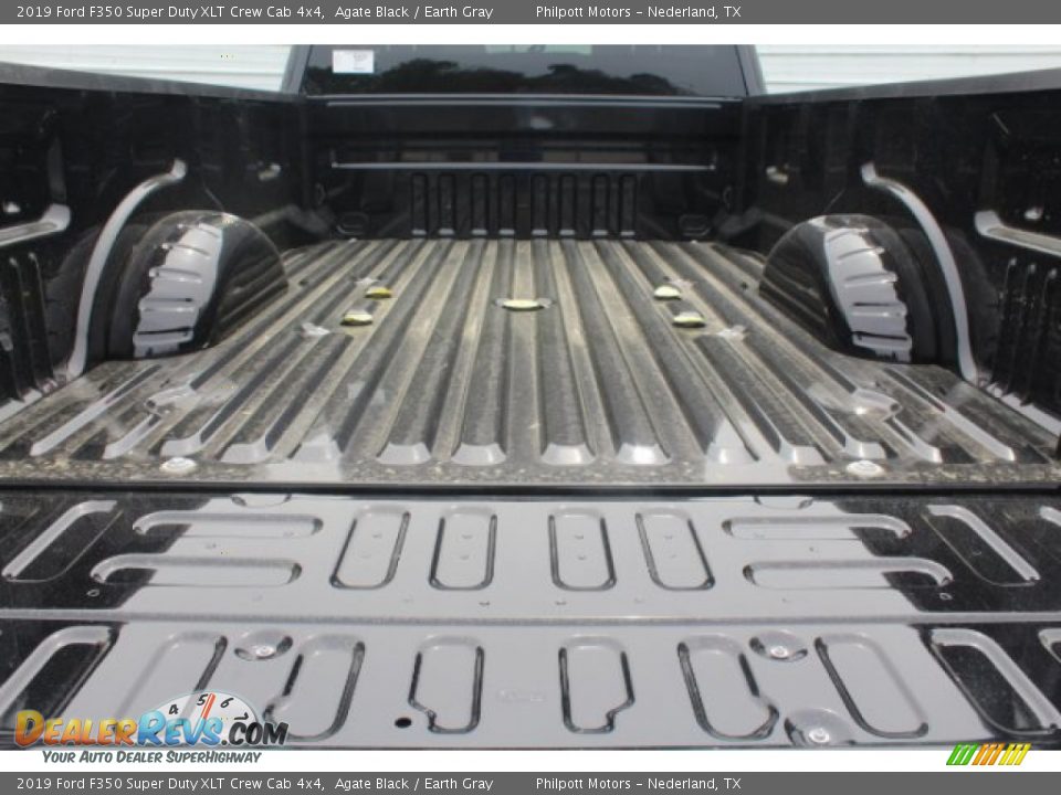 2019 Ford F350 Super Duty XLT Crew Cab 4x4 Agate Black / Earth Gray Photo #19