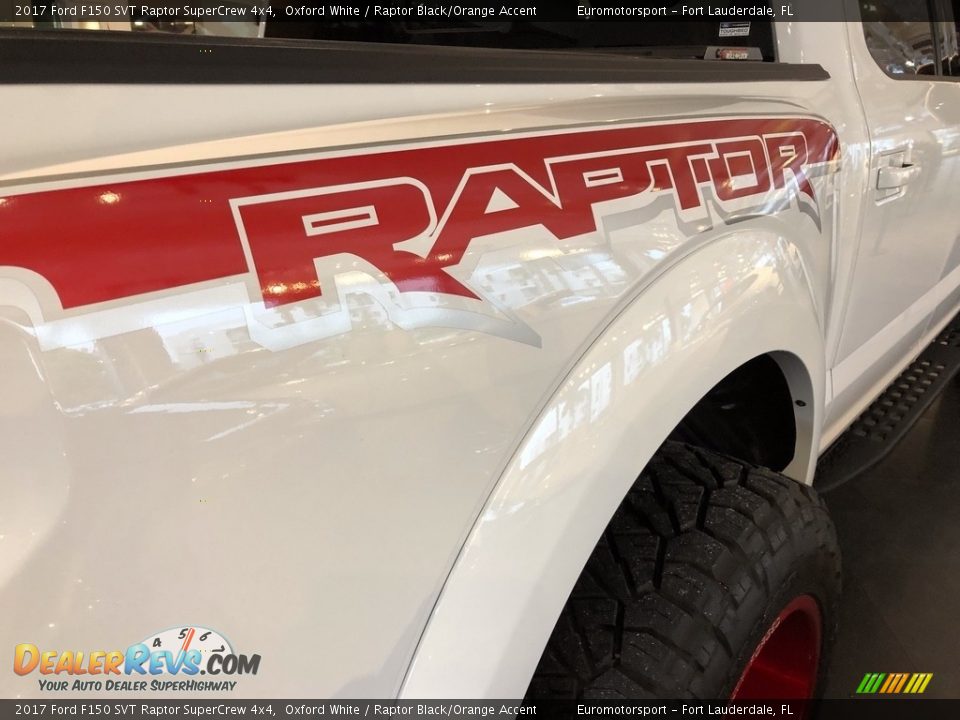 2017 Ford F150 SVT Raptor SuperCrew 4x4 Oxford White / Raptor Black/Orange Accent Photo #29