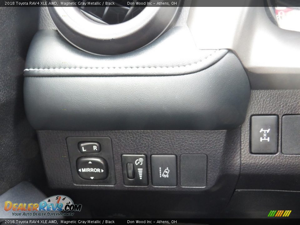 2018 Toyota RAV4 XLE AWD Magnetic Gray Metallic / Black Photo #19