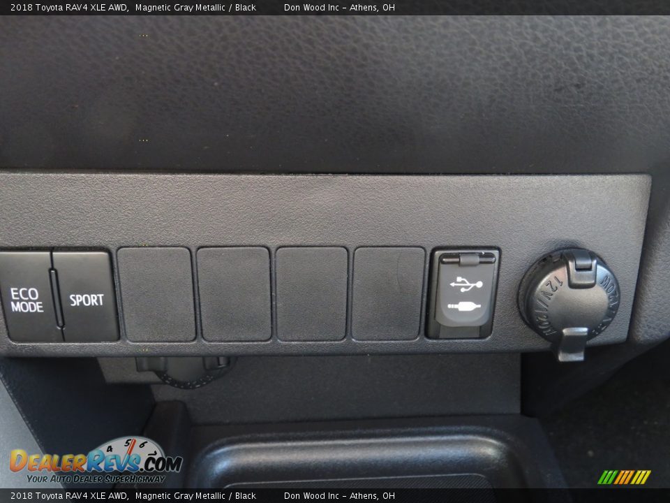 2018 Toyota RAV4 XLE AWD Magnetic Gray Metallic / Black Photo #21