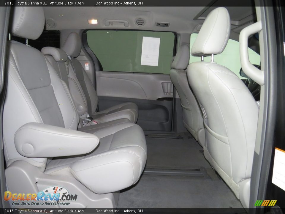 2015 Toyota Sienna XLE Attitude Black / Ash Photo #13