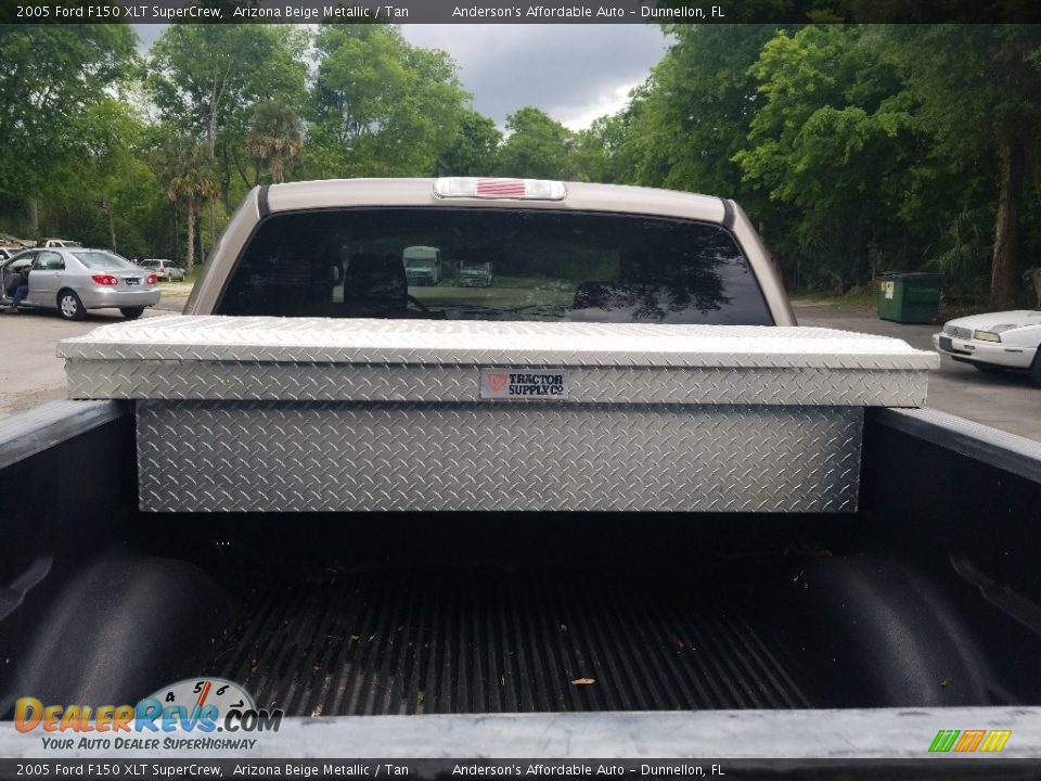 2005 Ford F150 XLT SuperCrew Arizona Beige Metallic / Tan Photo #9