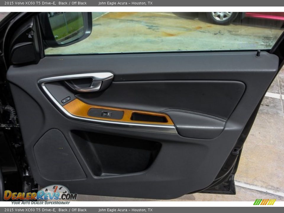 2015 Volvo XC60 T5 Drive-E Black / Off Black Photo #27