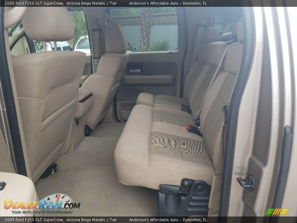 2005 Ford F150 XLT SuperCrew Arizona Beige Metallic / Tan Photo #16