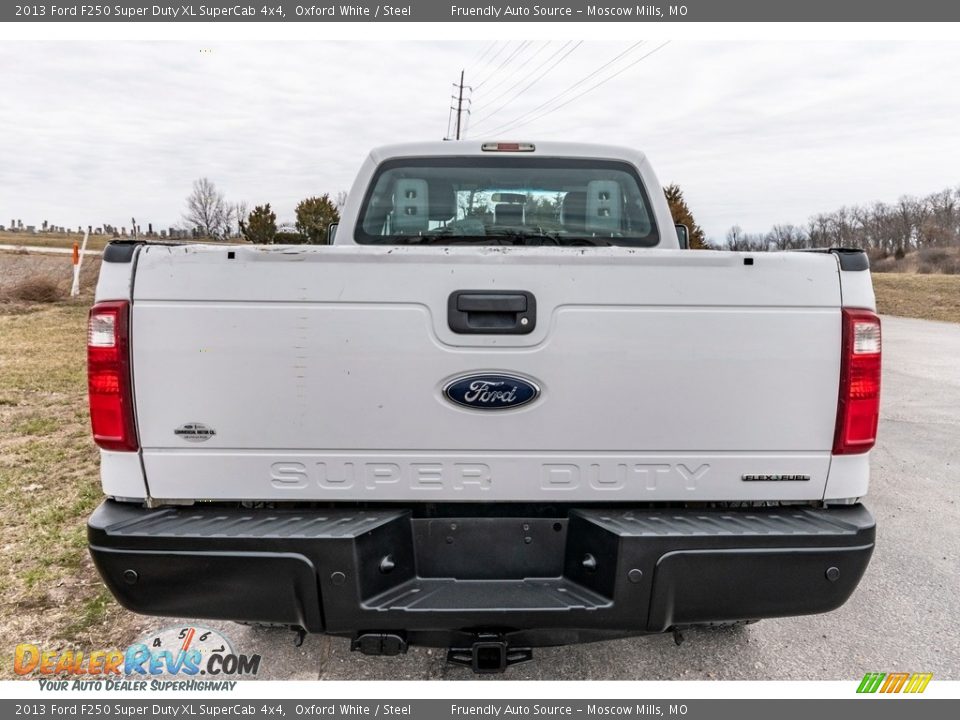 2013 Ford F250 Super Duty XL SuperCab 4x4 Oxford White / Steel Photo #5