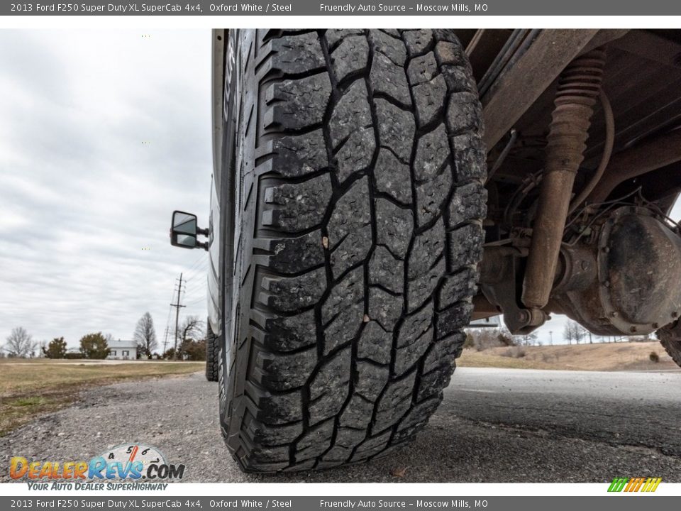 2013 Ford F250 Super Duty XL SuperCab 4x4 Oxford White / Steel Photo #14