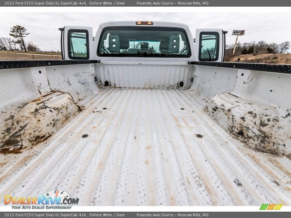 2013 Ford F250 Super Duty XL SuperCab 4x4 Oxford White / Steel Photo #19