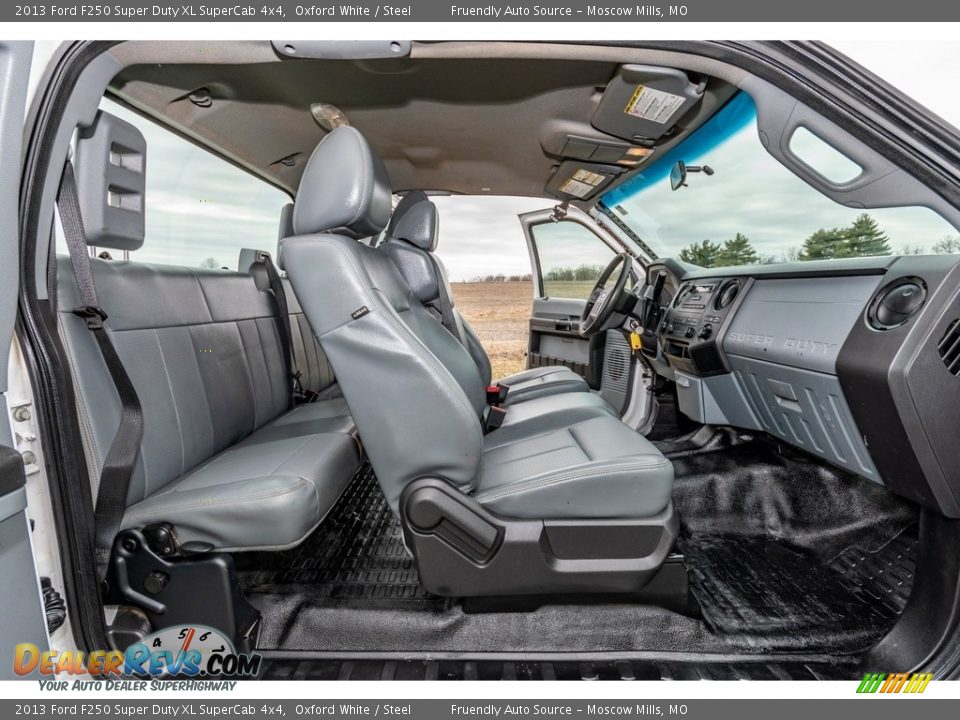 2013 Ford F250 Super Duty XL SuperCab 4x4 Oxford White / Steel Photo #29