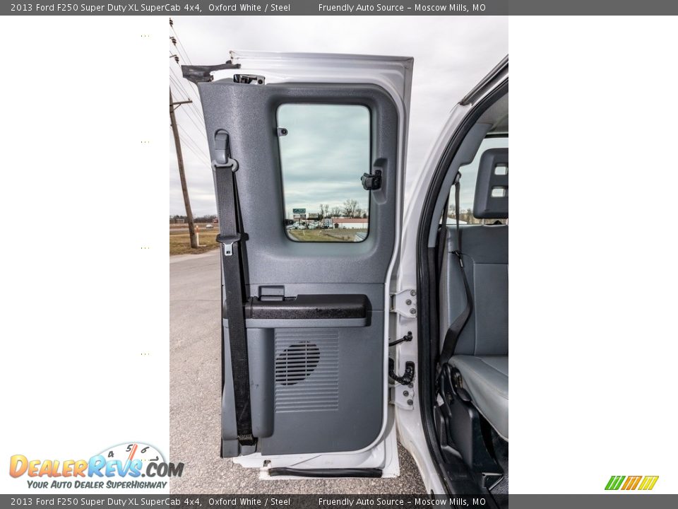 2013 Ford F250 Super Duty XL SuperCab 4x4 Oxford White / Steel Photo #33