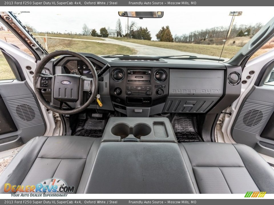 2013 Ford F250 Super Duty XL SuperCab 4x4 Oxford White / Steel Photo #34