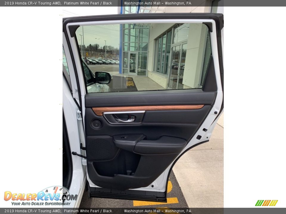 2019 Honda CR-V Touring AWD Platinum White Pearl / Black Photo #24