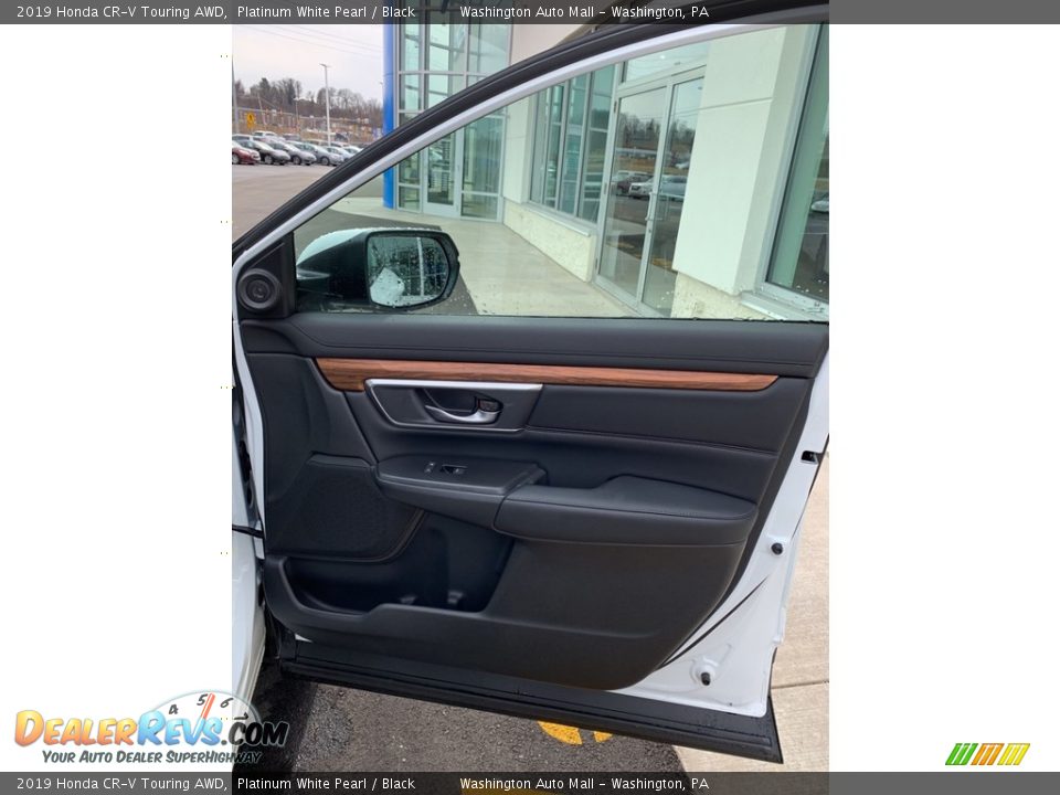 2019 Honda CR-V Touring AWD Platinum White Pearl / Black Photo #28