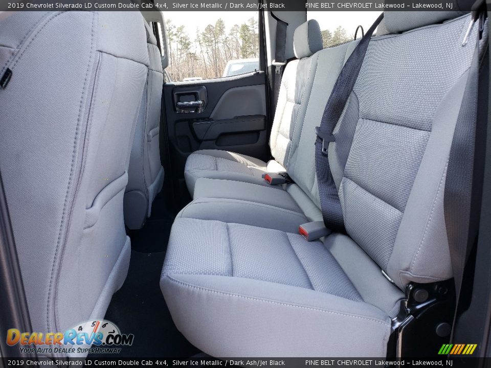 2019 Chevrolet Silverado LD Custom Double Cab 4x4 Silver Ice Metallic / Dark Ash/Jet Black Photo #6