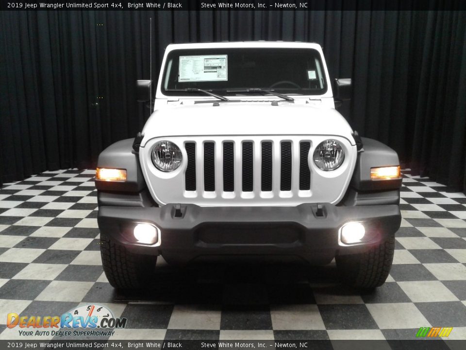 2019 Jeep Wrangler Unlimited Sport 4x4 Bright White / Black Photo #3