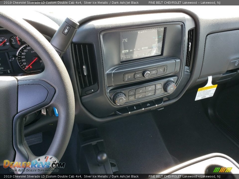 2019 Chevrolet Silverado LD Custom Double Cab 4x4 Silver Ice Metallic / Dark Ash/Jet Black Photo #10
