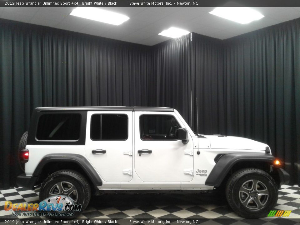 2019 Jeep Wrangler Unlimited Sport 4x4 Bright White / Black Photo #5