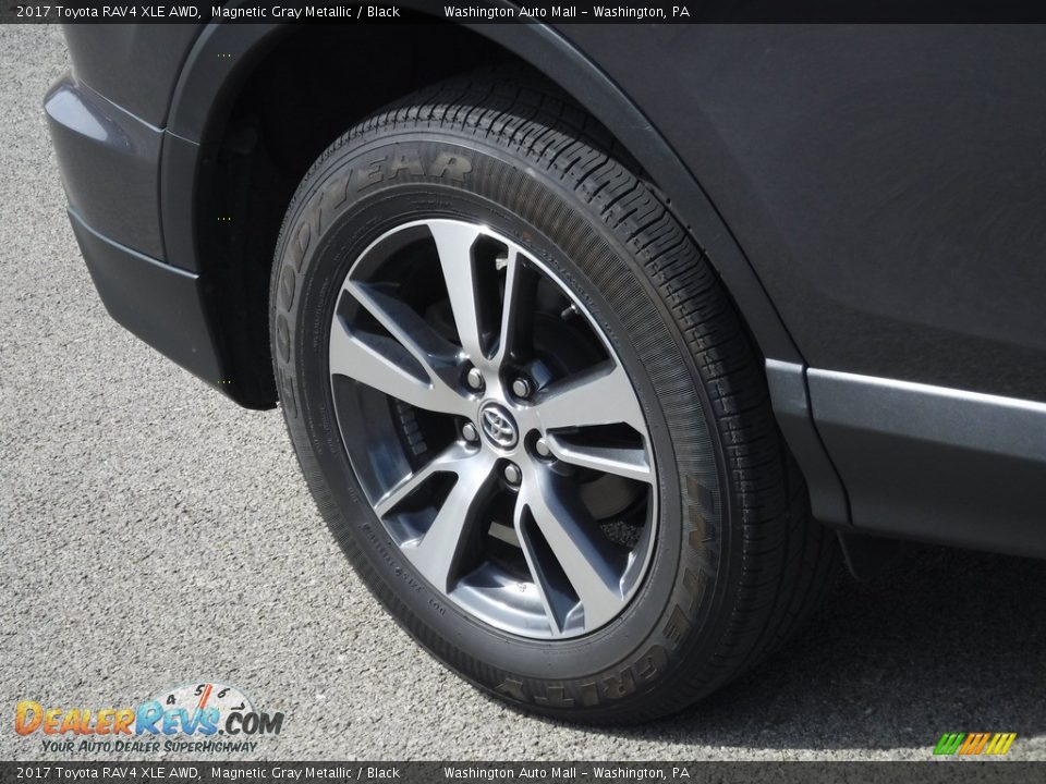 2017 Toyota RAV4 XLE AWD Magnetic Gray Metallic / Black Photo #3