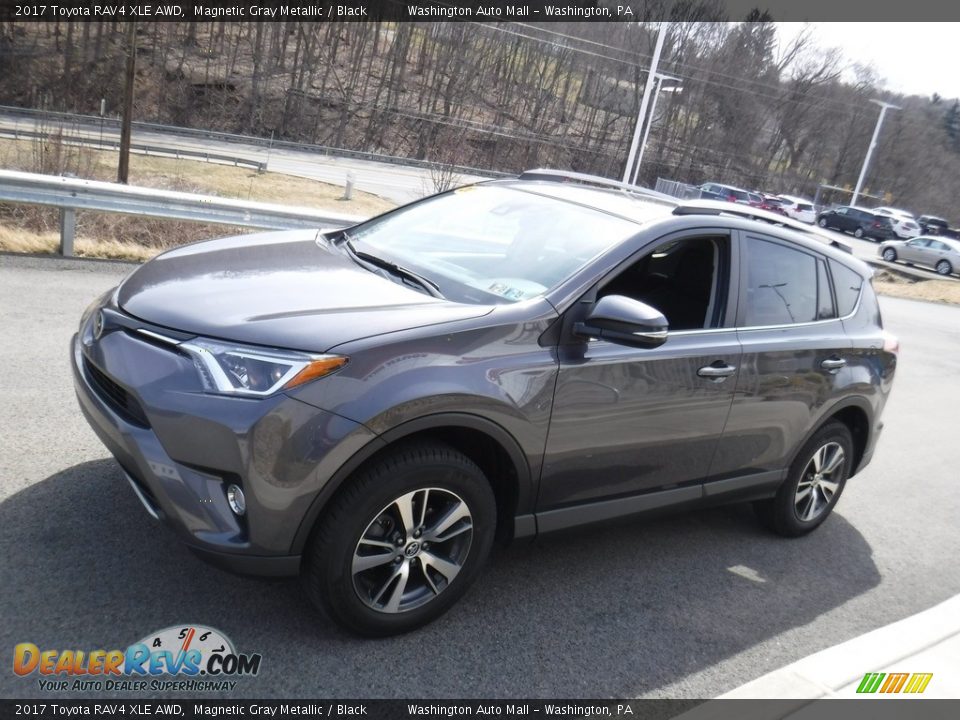 2017 Toyota RAV4 XLE AWD Magnetic Gray Metallic / Black Photo #6