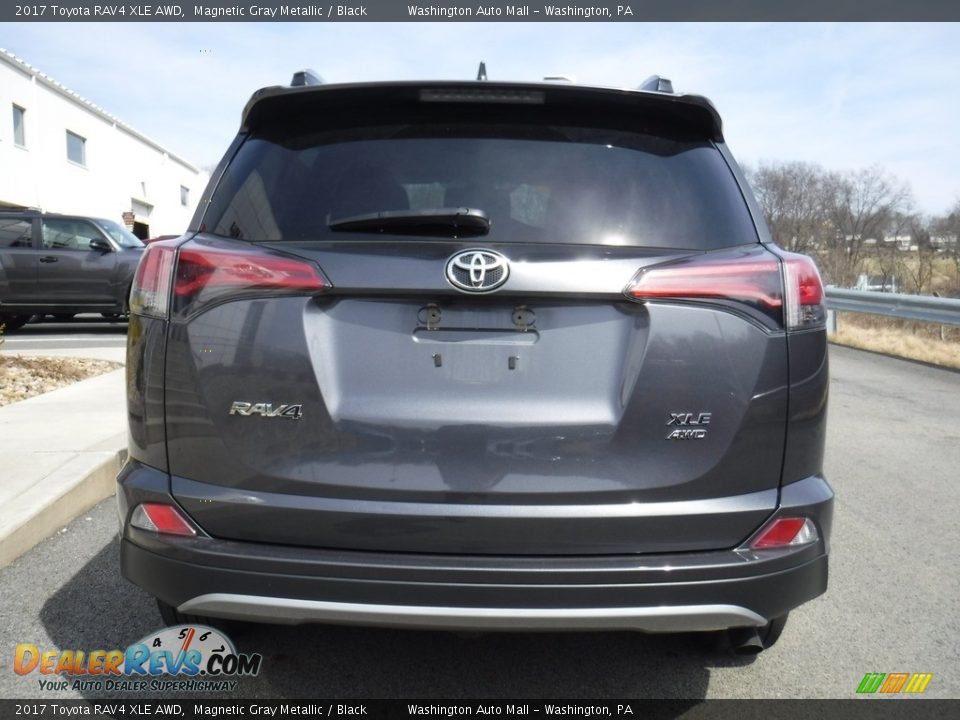 2017 Toyota RAV4 XLE AWD Magnetic Gray Metallic / Black Photo #8
