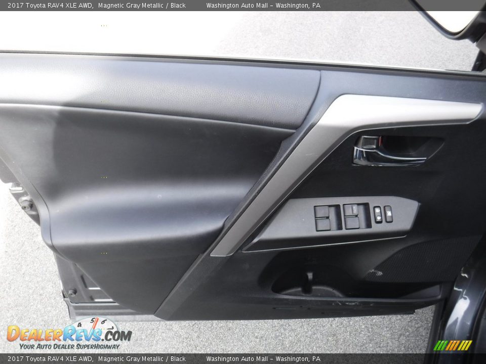 2017 Toyota RAV4 XLE AWD Magnetic Gray Metallic / Black Photo #14