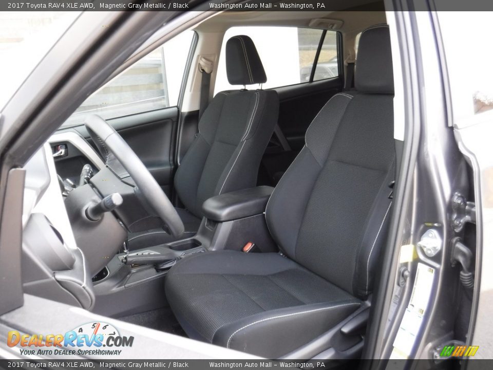 2017 Toyota RAV4 XLE AWD Magnetic Gray Metallic / Black Photo #15