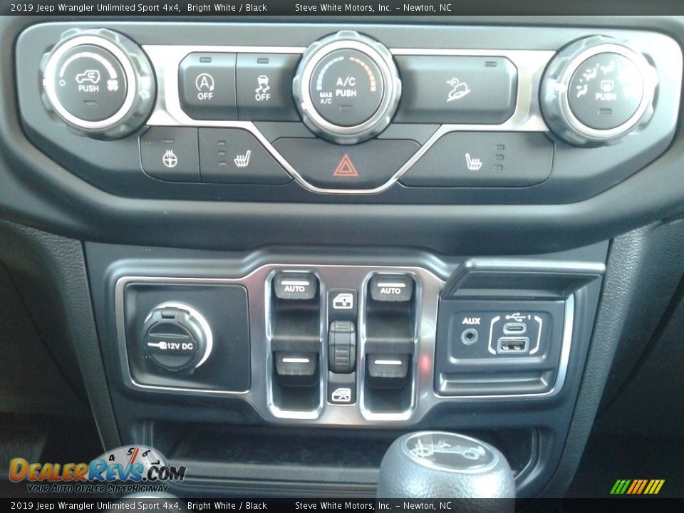 2019 Jeep Wrangler Unlimited Sport 4x4 Bright White / Black Photo #22