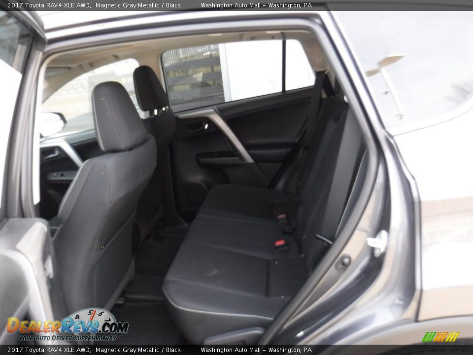 2017 Toyota RAV4 XLE AWD Magnetic Gray Metallic / Black Photo #25